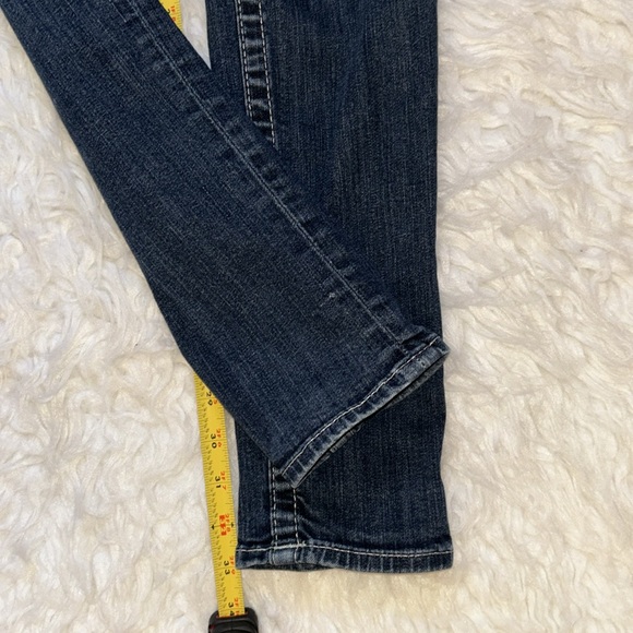 True Religion Stella Skinny Low Rise,Size 26x33 - Picture 8 of 15
